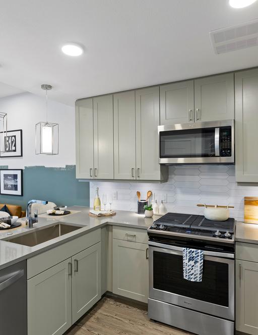 Avenir Austin Apartments model kitchen